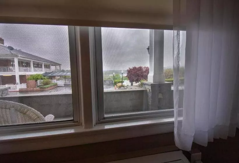 Hotelli Inn On The Hudson