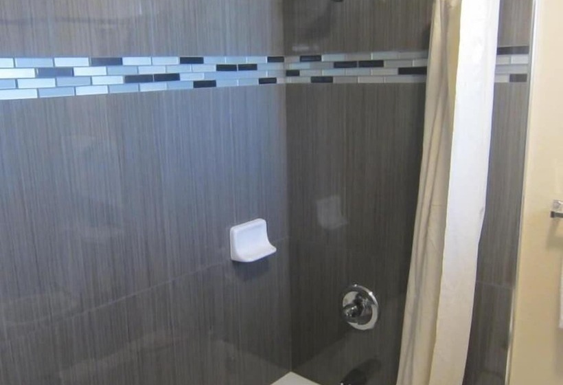 هتل Pacific Best Inn