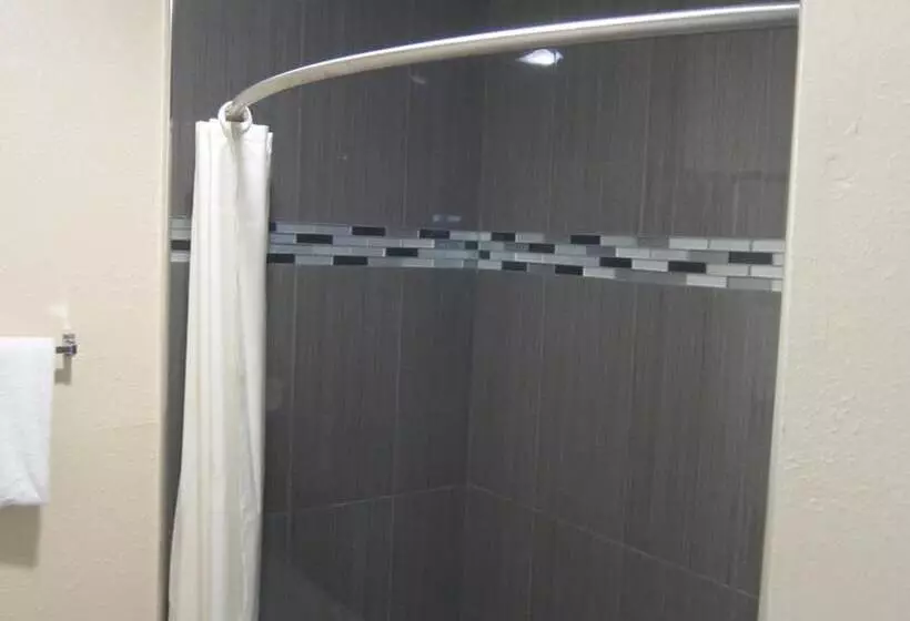 Отель Pacific Best Inn