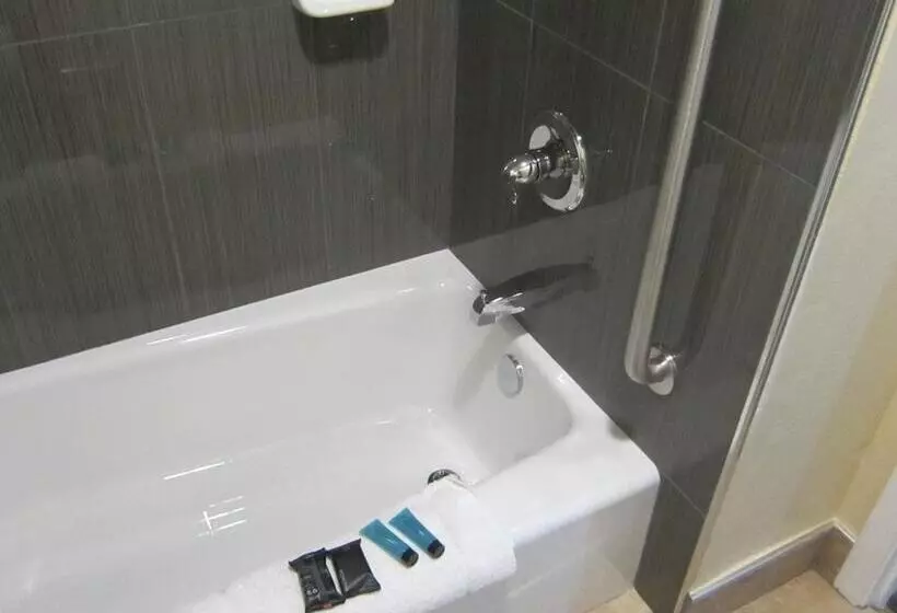 Отель Pacific Best Inn