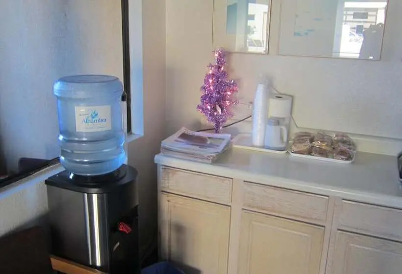 Hotelli Pacific Best Inn