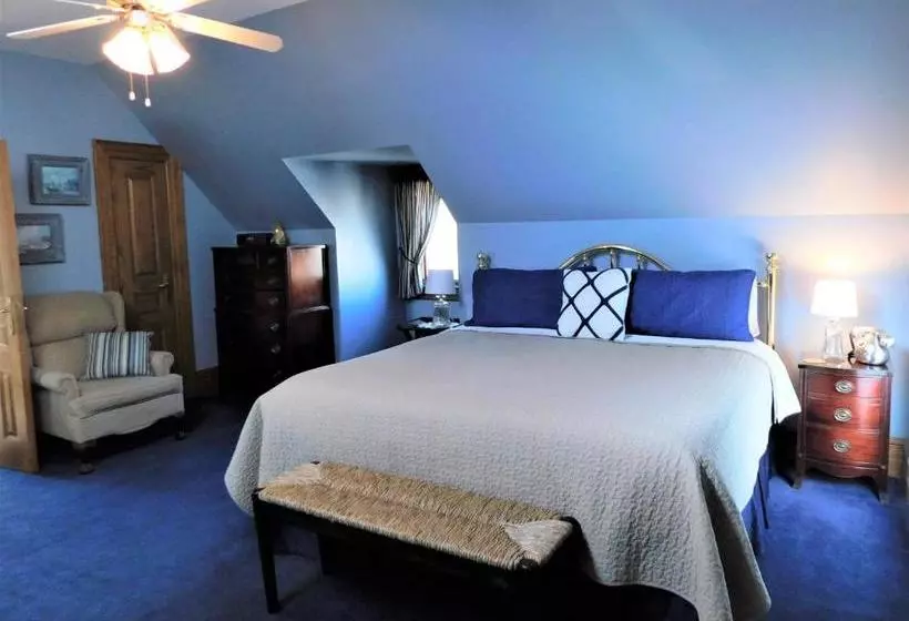 هتل Page House Inn