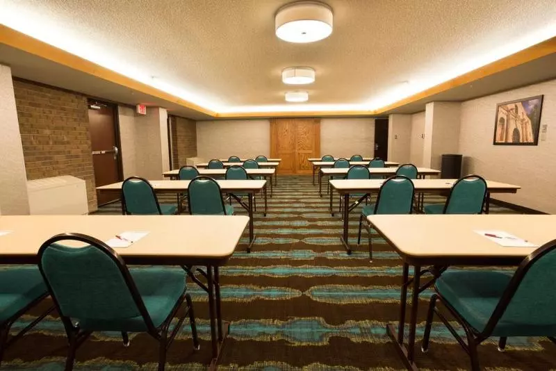 ホテル Pear Tree Inn San Antonio Airport