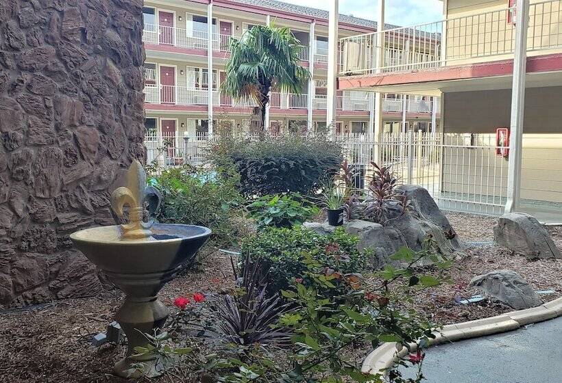 Otel Red Roof Inn Kenner – New Orleans Airport Ne