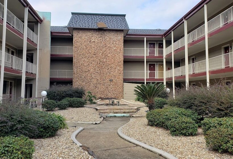 Otel Red Roof Inn Kenner – New Orleans Airport Ne