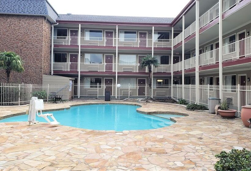 Otel Red Roof Inn Kenner – New Orleans Airport Ne
