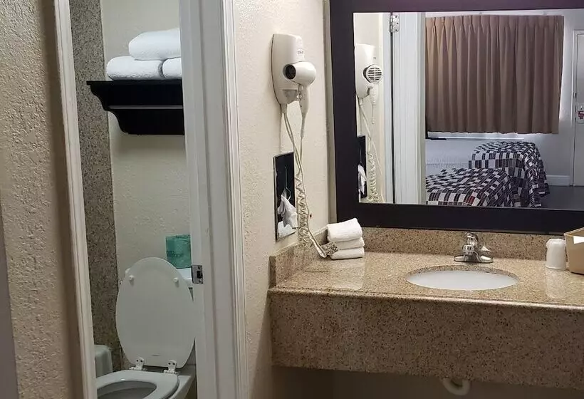 ホテル Red Roof Inn Kenner – New Orleans Airport Ne