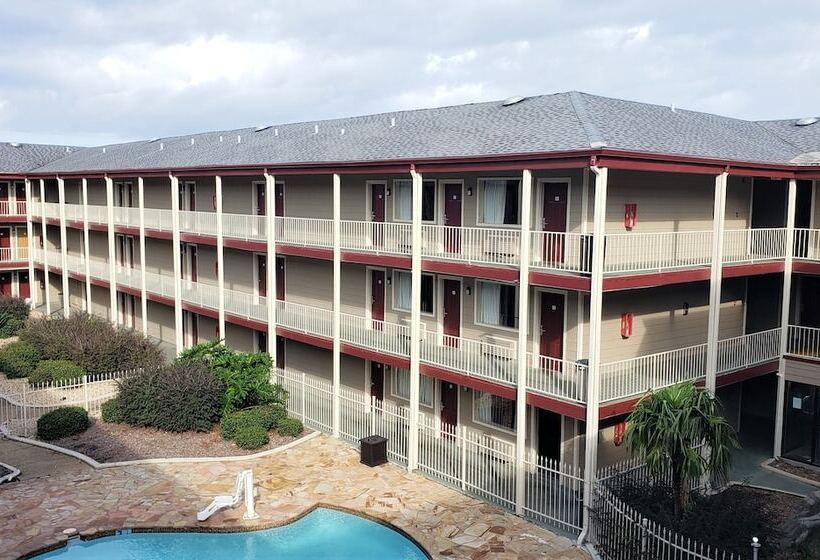 Otel Red Roof Inn Kenner – New Orleans Airport Ne