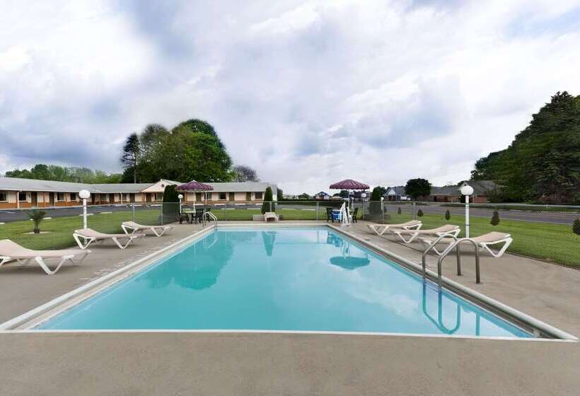 Мотель Knights Inn Palmyra