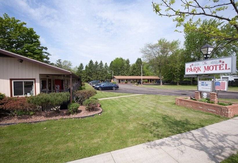 Park Motel