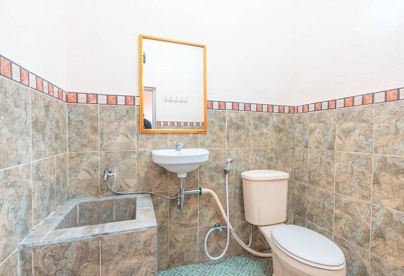 Hotel Oyo 2137 D Colonel Residence