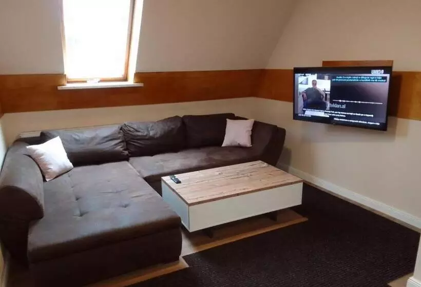 ホテル Schlafhütte