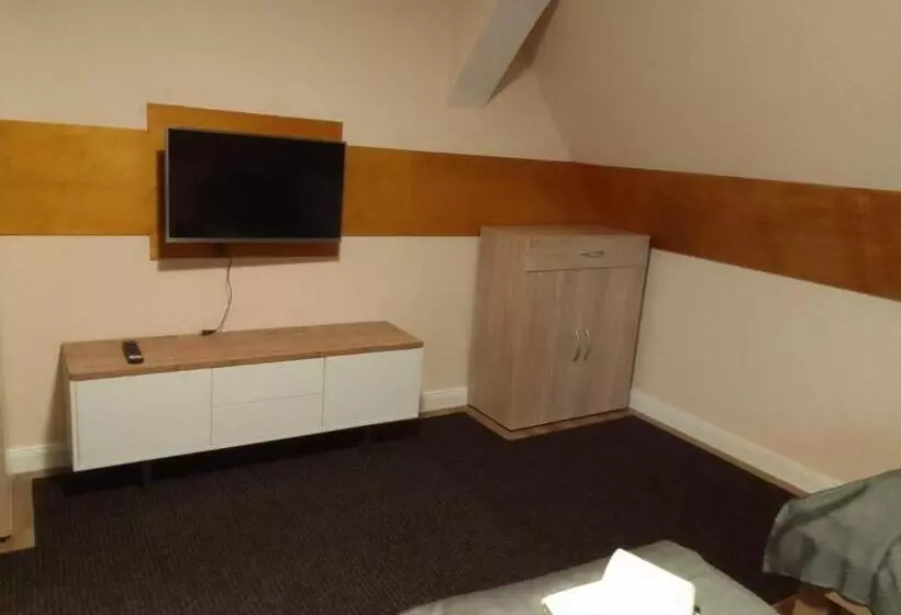 ホテル Schlafhütte