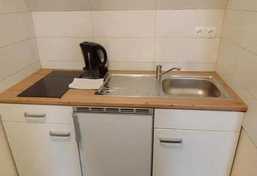 ホテル Schlafhütte