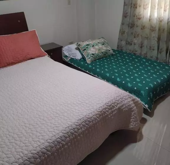 ペンション Sueños Vividos Hospedaje