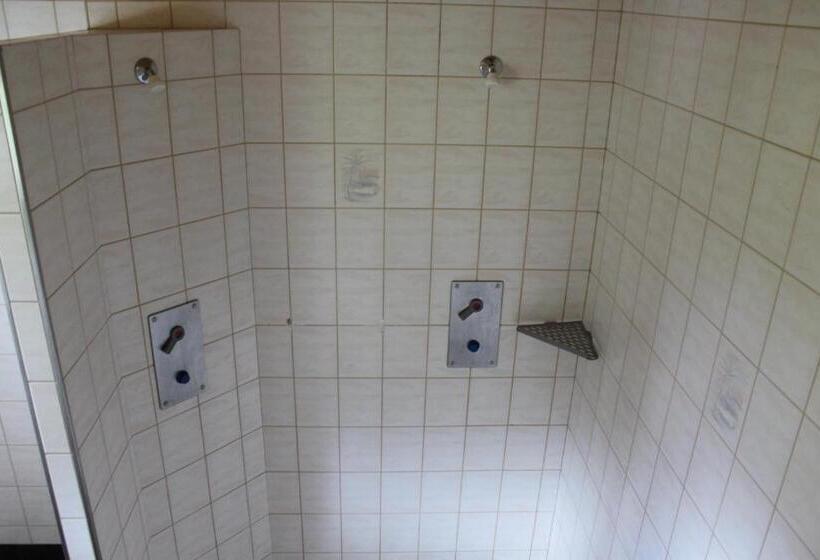 هتل Alte Sektion Und Alpenblick