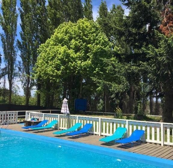 هتل Centro Recreacional Nercon Patrimonial