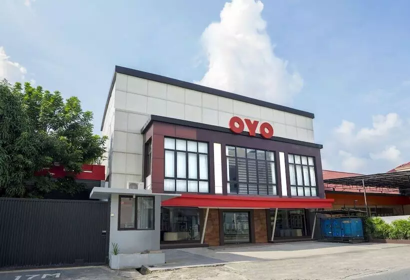 هتل Oyo 1411 Djakarta  Syariah
