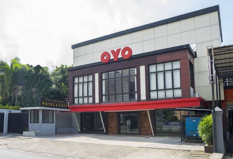 Hotel Oyo 1411 Djakarta  Syariah