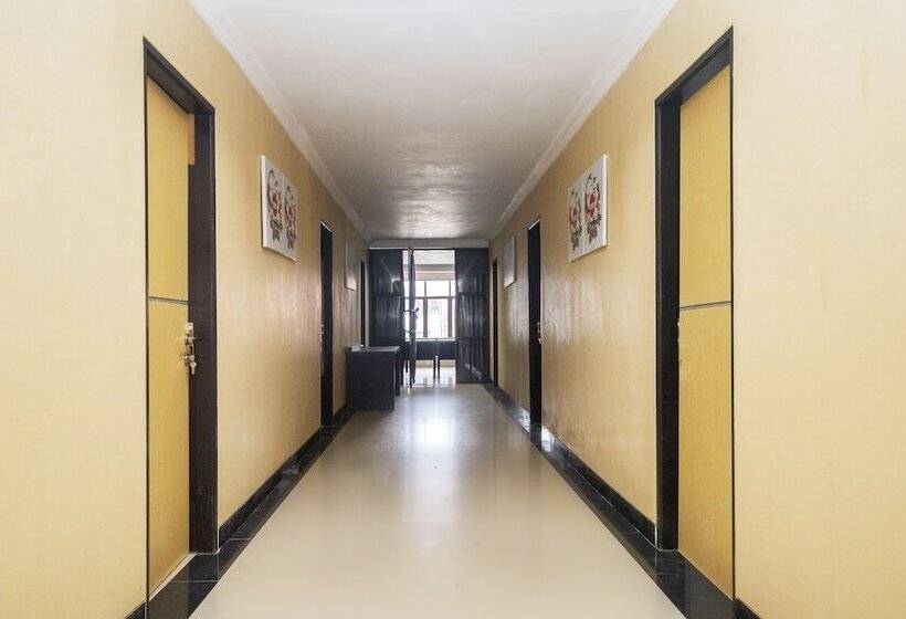 Hotel Oyo 1411 Djakarta  Syariah