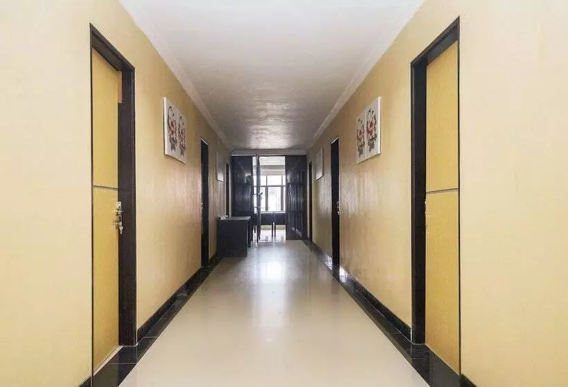 هتل Oyo 1411 Djakarta  Syariah