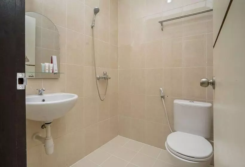 هتل Oyo 1411 Djakarta  Syariah