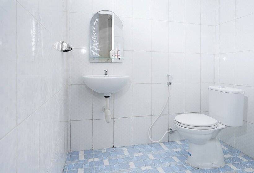 Hotel Oyo 1411 Djakarta  Syariah