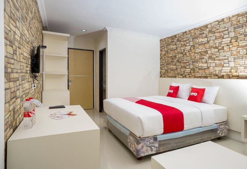 Hotel Oyo 1411 Djakarta  Syariah