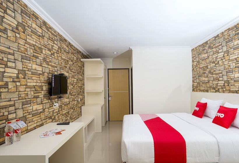 Hotel Oyo 1411 Djakarta  Syariah