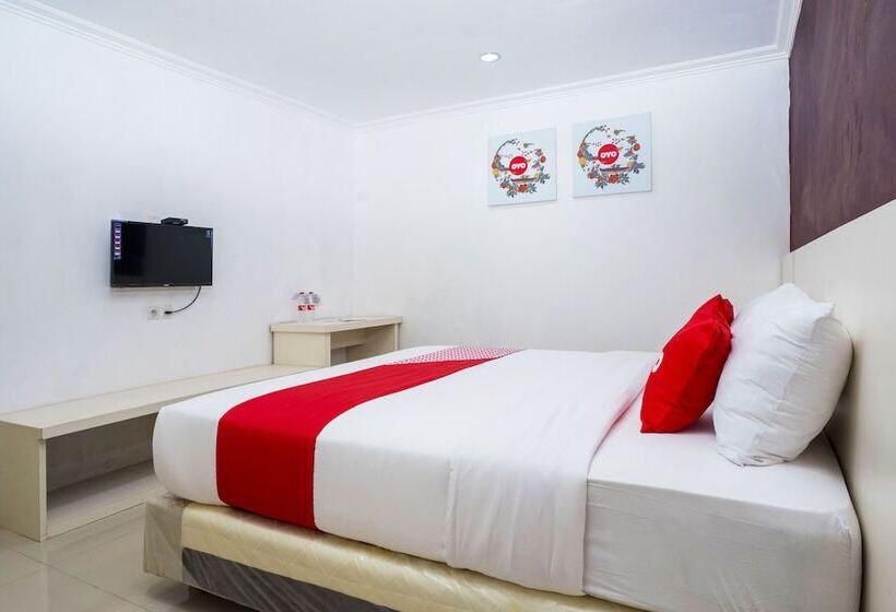 Hotel Oyo 1411 Djakarta  Syariah
