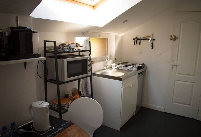 تختخواب و صبحانه Madeleine Et Cie