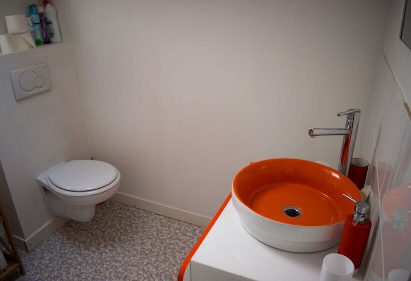 تختخواب و صبحانه Madeleine Et Cie