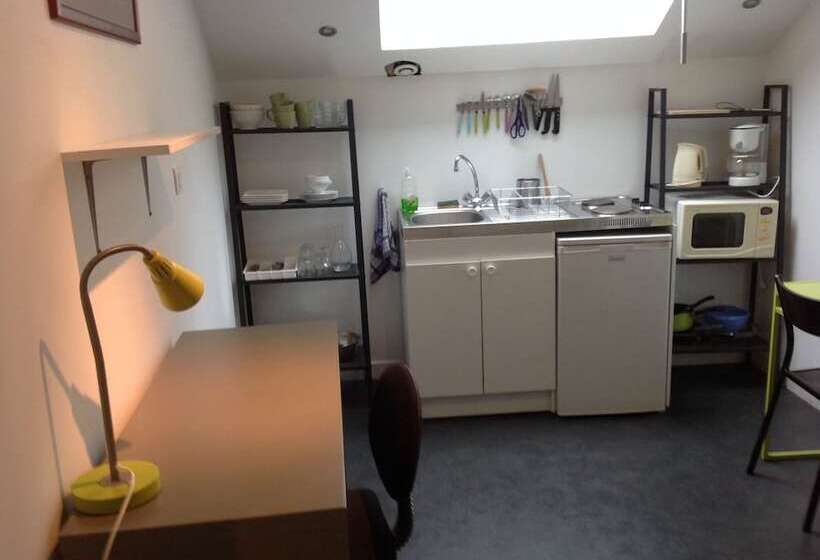 تختخواب و صبحانه Madeleine Et Cie