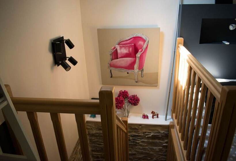 تختخواب و صبحانه Madeleine Et Cie