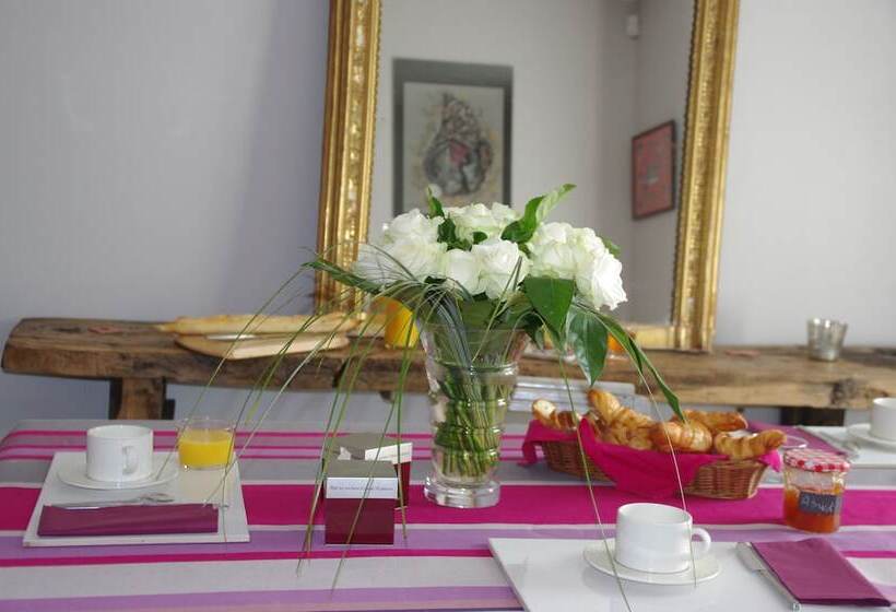 تختخواب و صبحانه Madeleine Et Cie