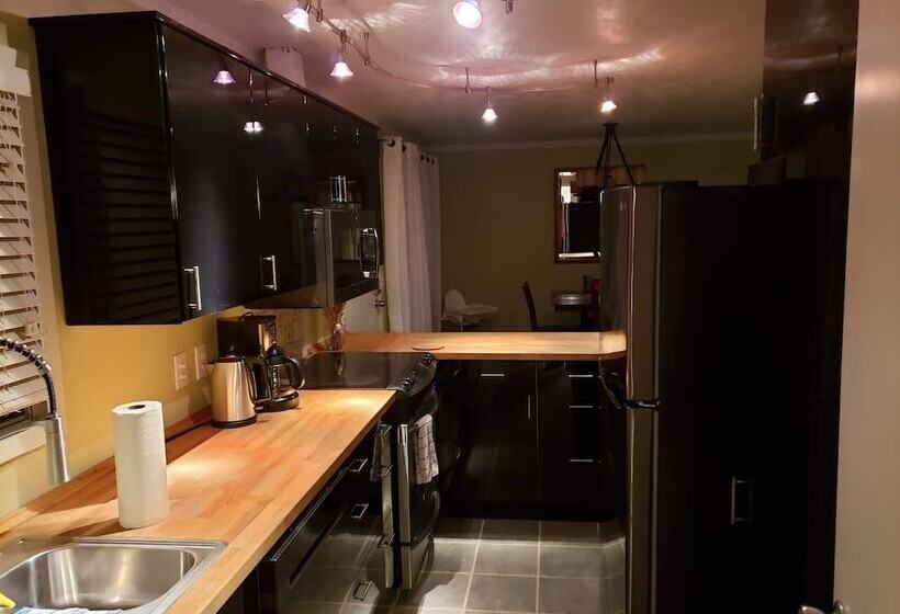 ホテル Borrego Springs Embassy