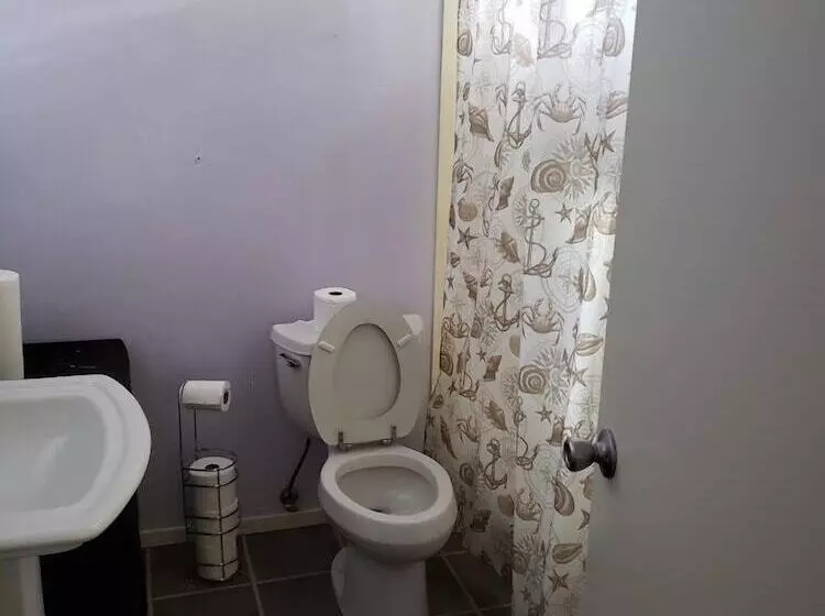 هتل Borrego Springs  Embassy