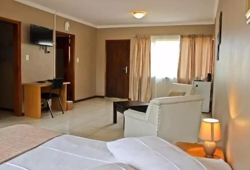 هتل The Countyard