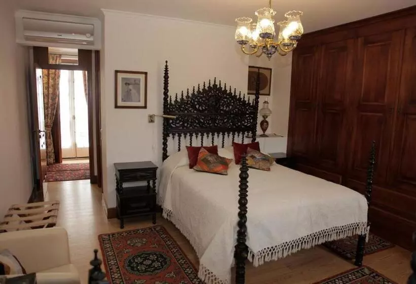 پانسیون Solar Quinta De São Carlos
