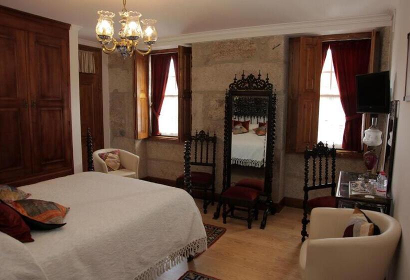 پانسیون Solar Quinta De São Carlos