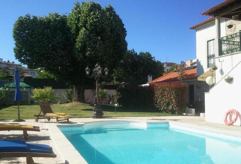 پانسیون Solar Quinta De São Carlos