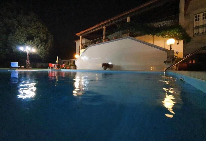 پانسیون Solar Quinta De São Carlos