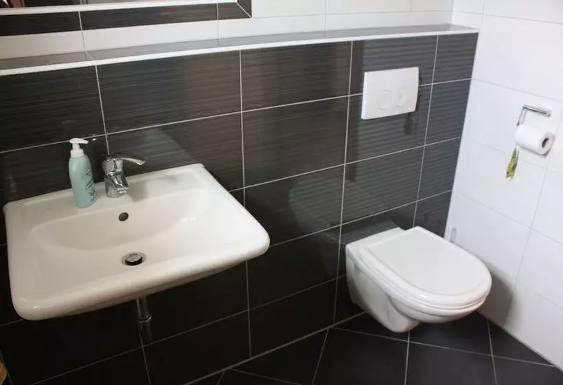 Pintar Apartment