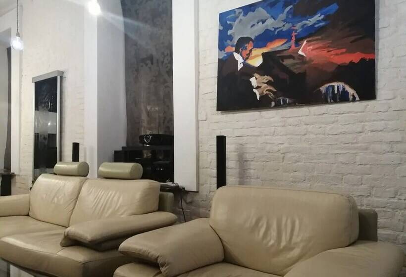 Premium Central Loft