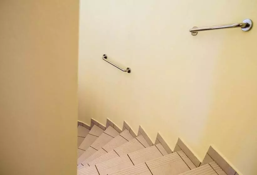 Relaxing Family Home Near Beaches