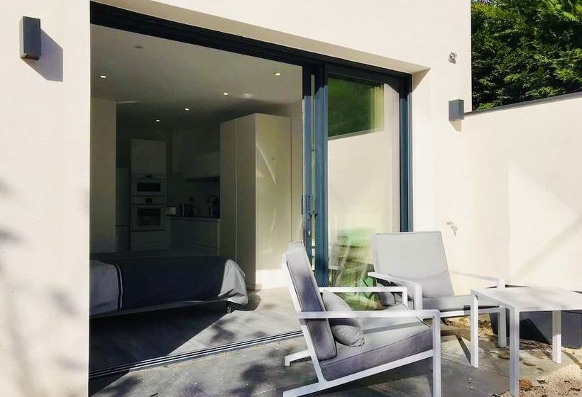 Studio Au Calme Et Indépendant Tassindemilalune