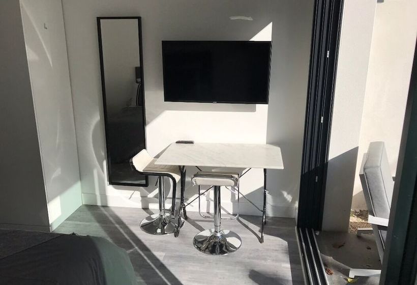 Studio Au Calme Et Indépendant Tassindemilalune