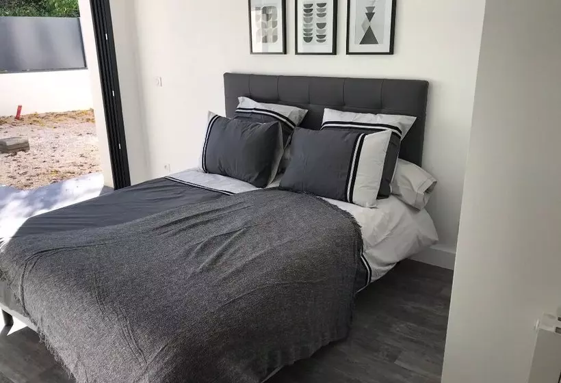 Studio Au Calme Et Indépendant Tassindemilalune
