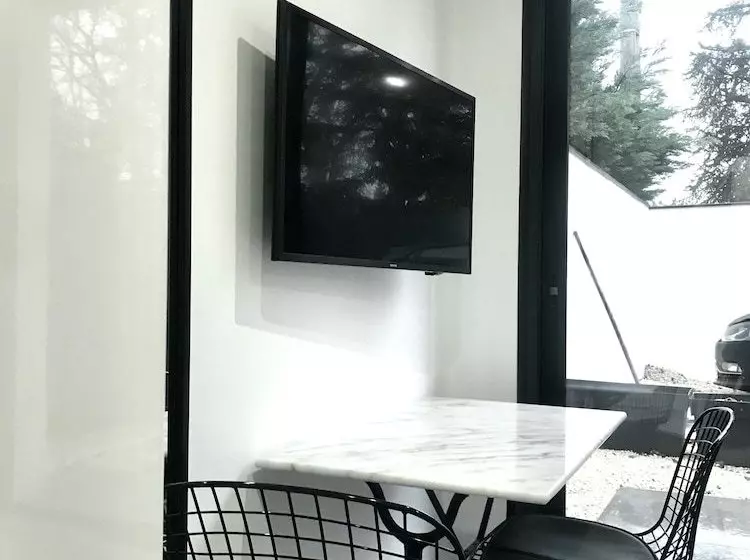 Studio Au Calme Et Indépendant Tassindemilalune