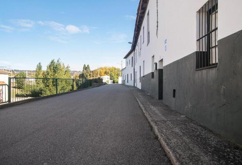 Spacious House With Garden In Sardon De Duero